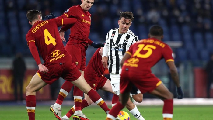 Comeback Apik Juventus di Markas AS Roma